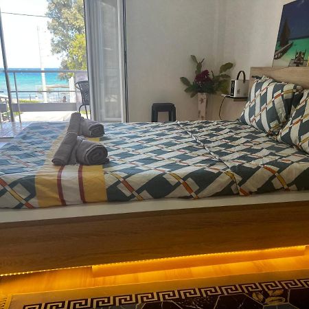 一线海景房seaview Apartment Artemida  Ngoại thất bức ảnh